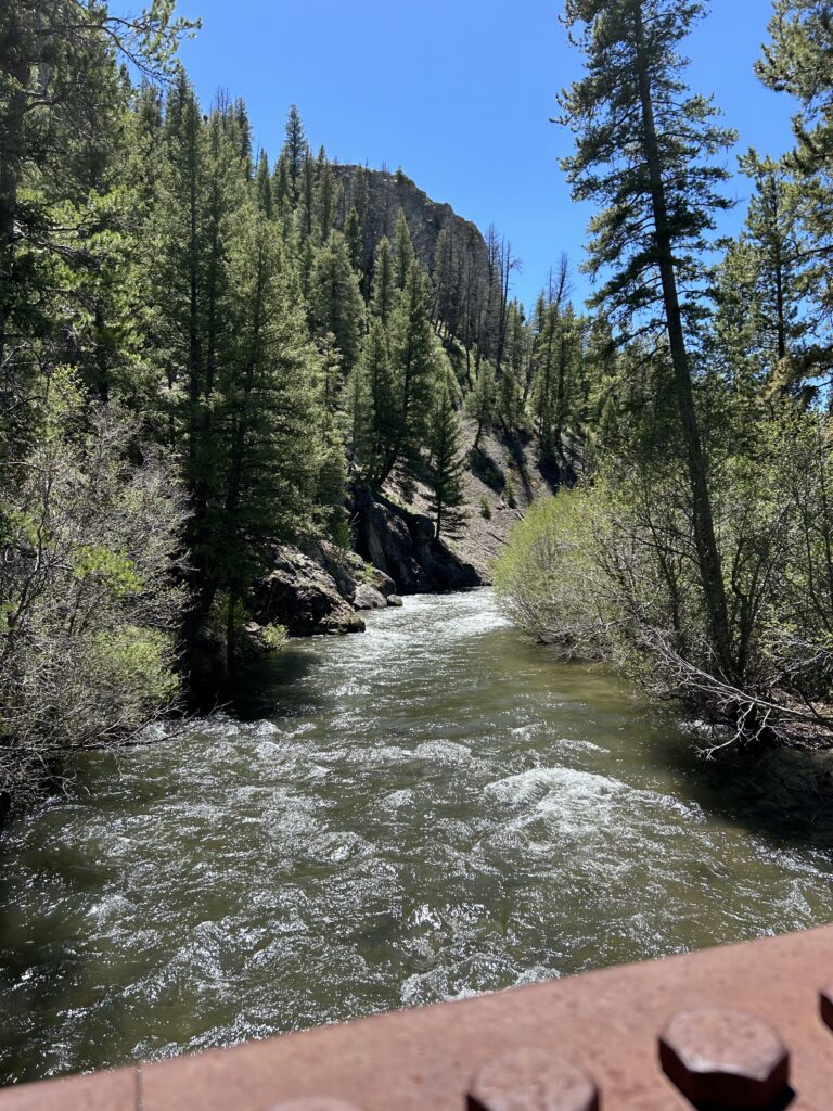 Day 28: Dispersed campsite before Bellevue to dispersed campsite 45km after Ketchum